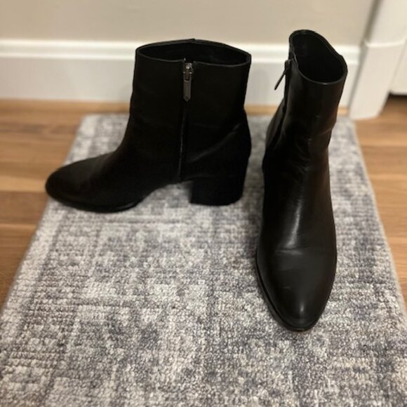 Sam Edelman Joey Size 8 bootie - Picture 7 of 7